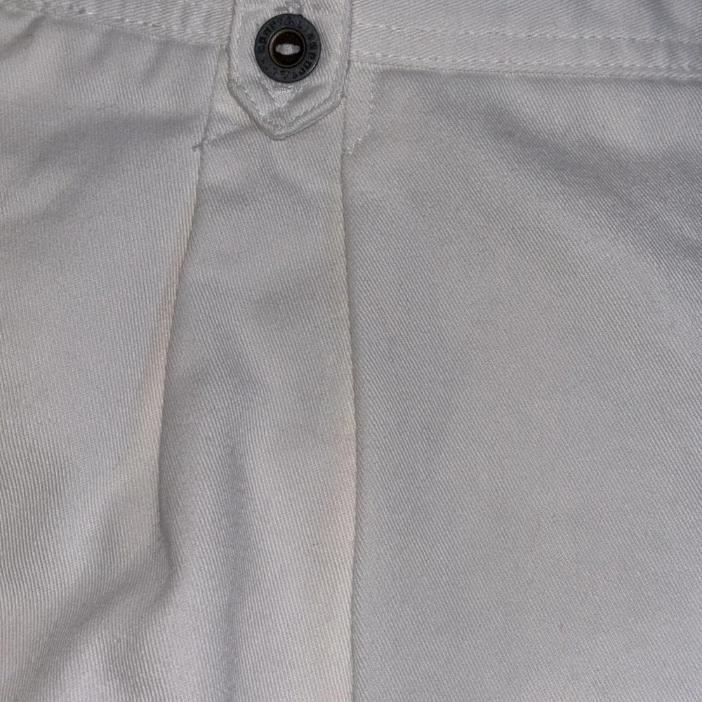 Liz Claiborne Lizsport Women's‎ Petite 16 White Pleated Boyfriend Shorts